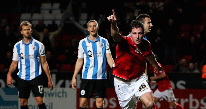 Kermorgant: Celebrates his opener