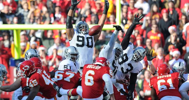 the oakland raiders blocked two field goals and scored one of