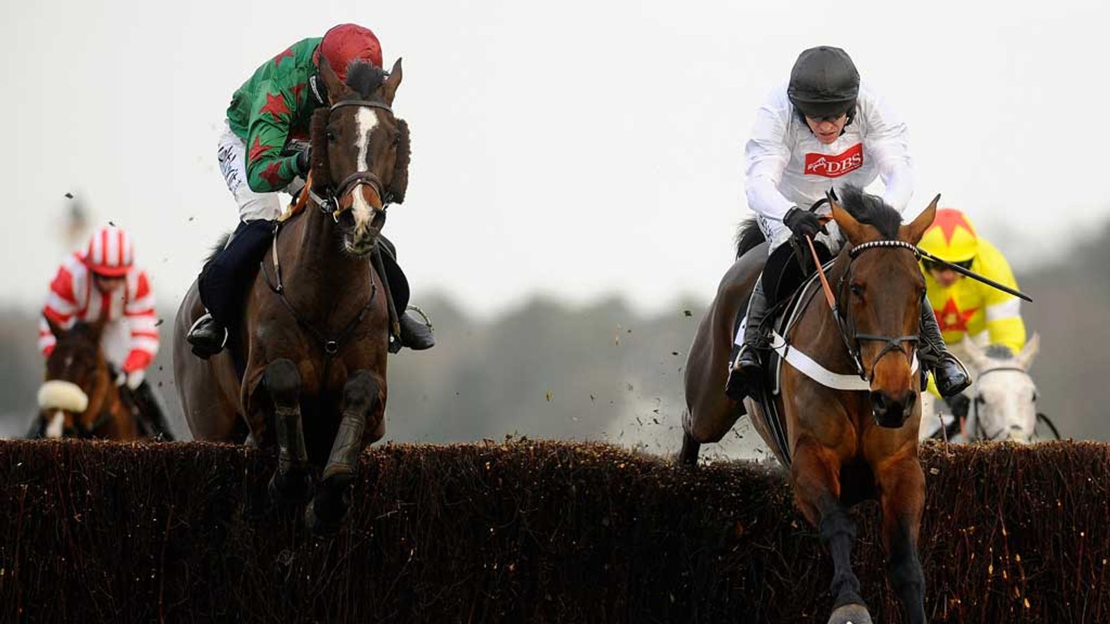 Reigning champion chaser faces just four rivals as he returns to action ...