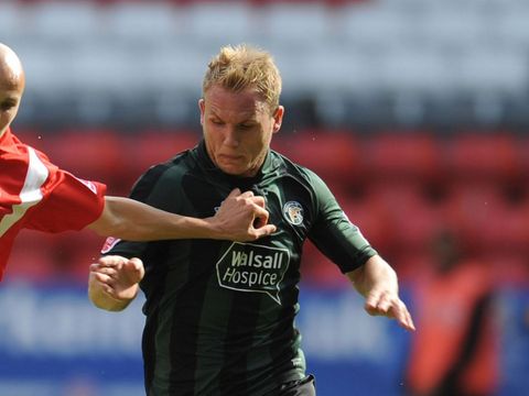 Image of Taundry: Spurring Saddlers on
