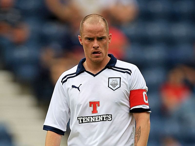 Iain Hume