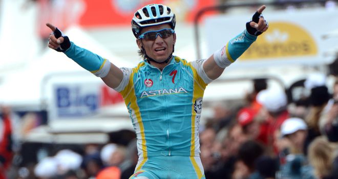 Maxim Iglinskiy is back as the defending champion