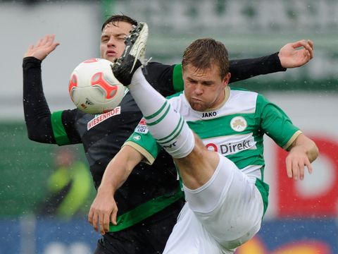 Image of Heinrich Schmidtgal (right): Fortuna Dusseldorf switch