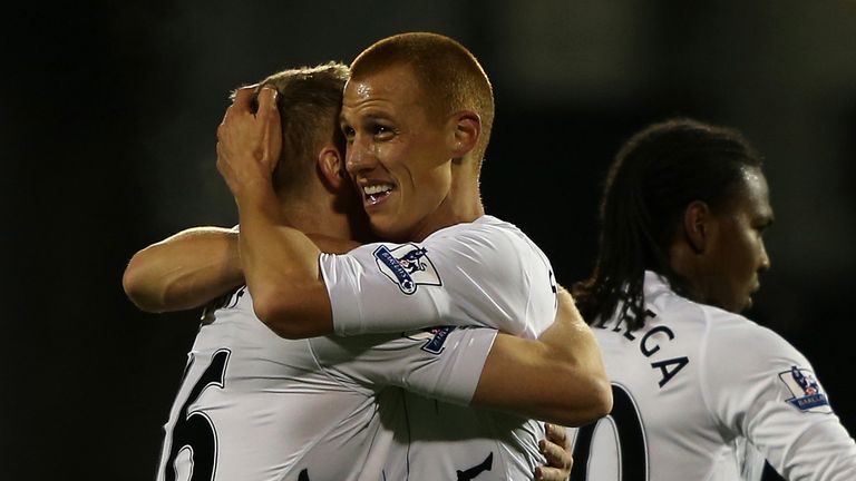 Steve Sidwell: Celebrates with Damien Duff after his opening goal