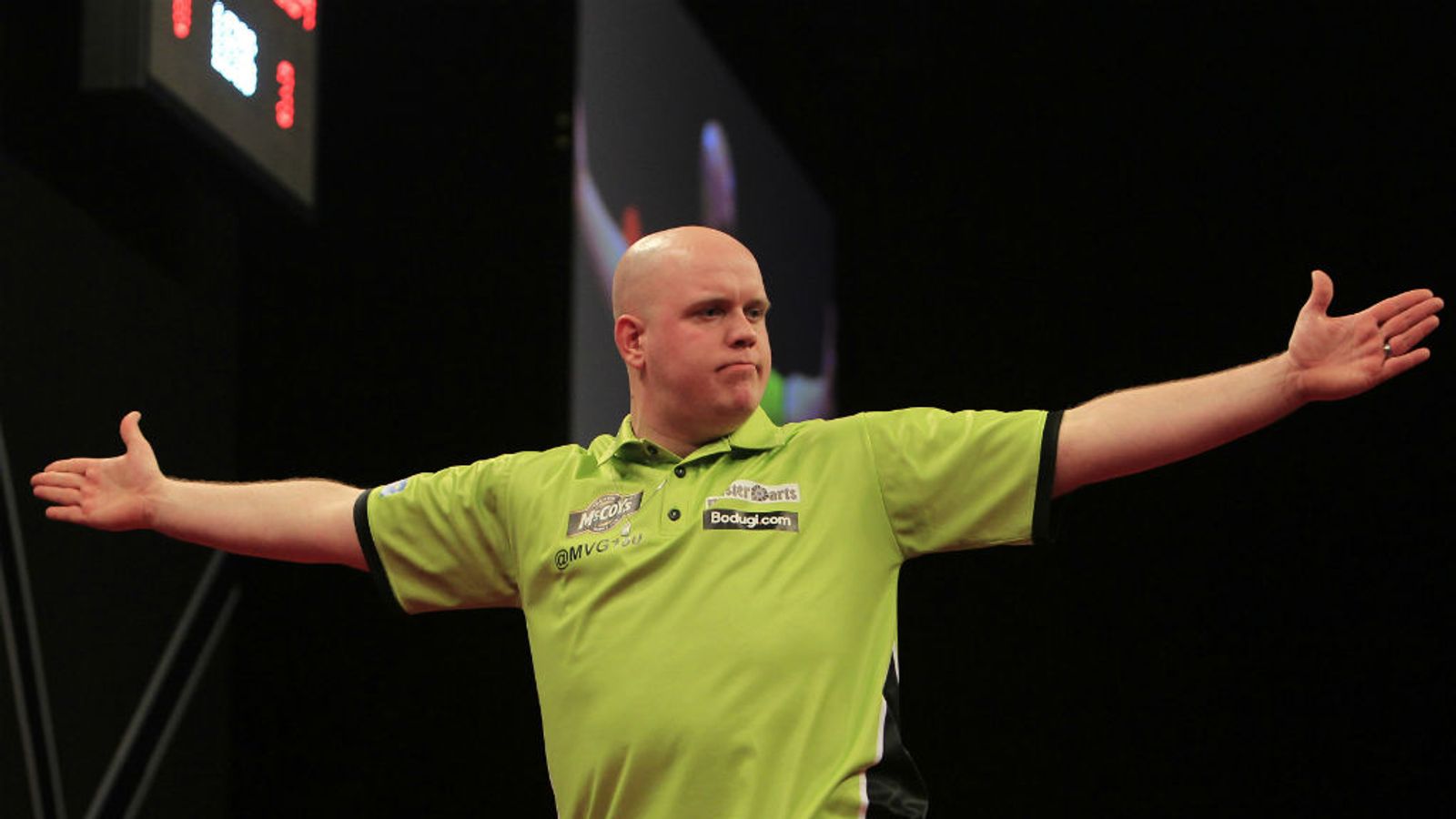 Premier League Darts Michael Van Gerwen On Top Of Table After Win In Brighton Darts News