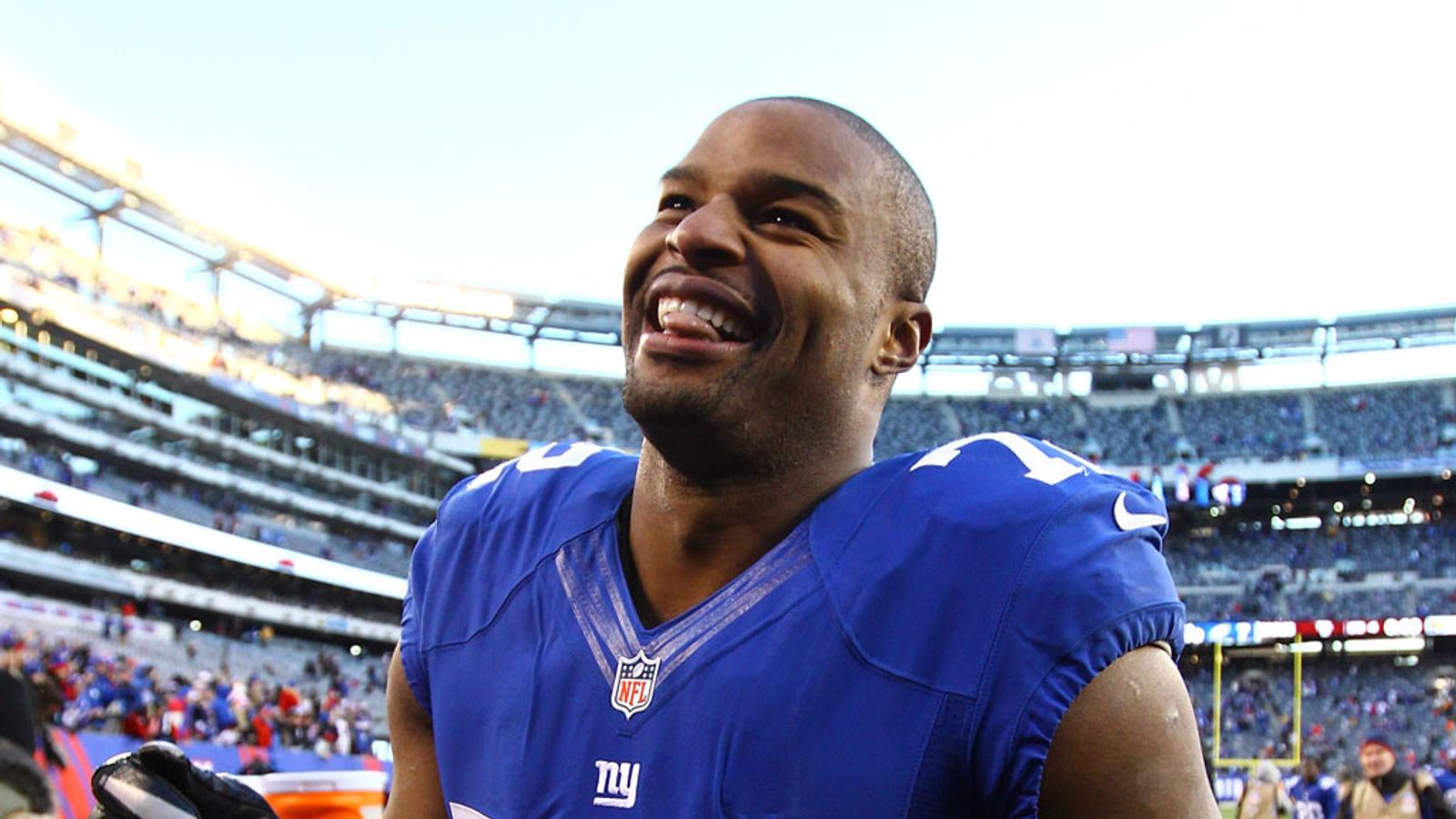 British NFL star Osi Umenyiora: 'I was paid $25,000 to sign autographs for  an hour'