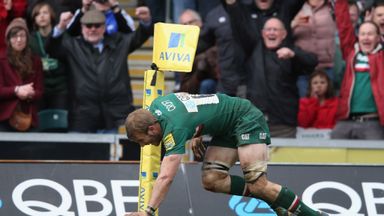 Tom Croft touches down for Leicester against Harlequins