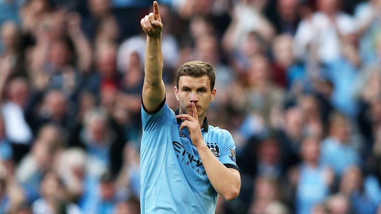 Edin Dzeko: Backed for Chelsea move