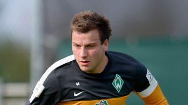 Image of Philipp Bargfrede: Midfielder signs new Werder Bremen contract