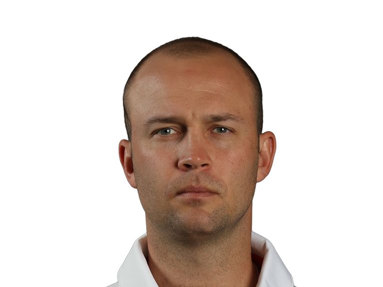 Jonathan  Trott
