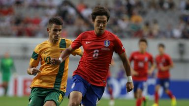 Image of Jeong-Ho Hong: Has completed his move to FC Augsburg from Jeju United