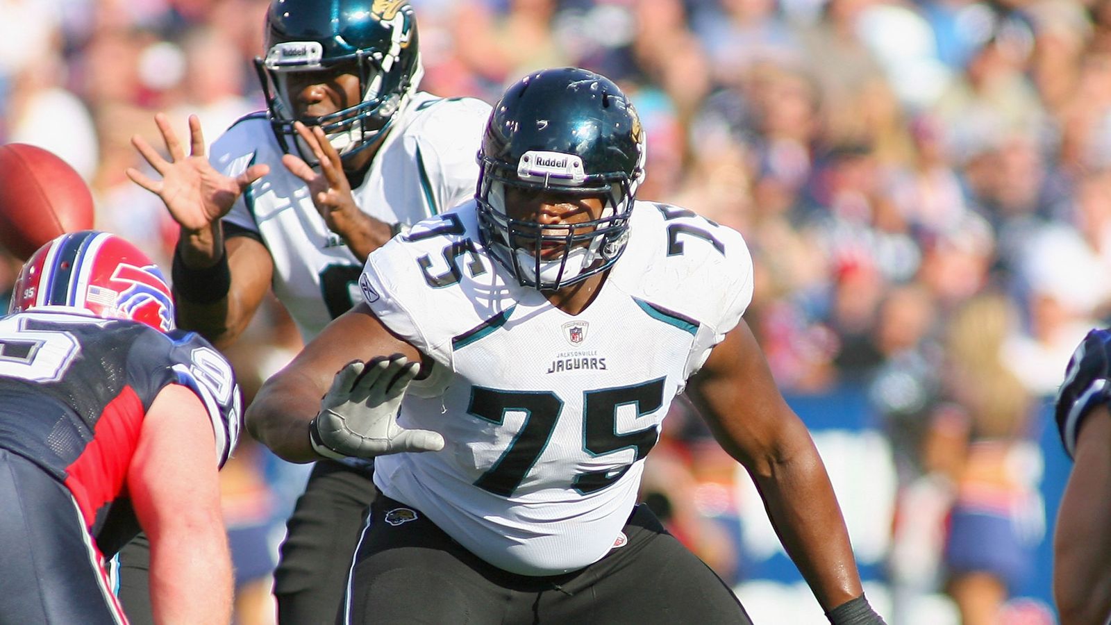 Ravens trade for Jaguars left tackle Eugene Monroe