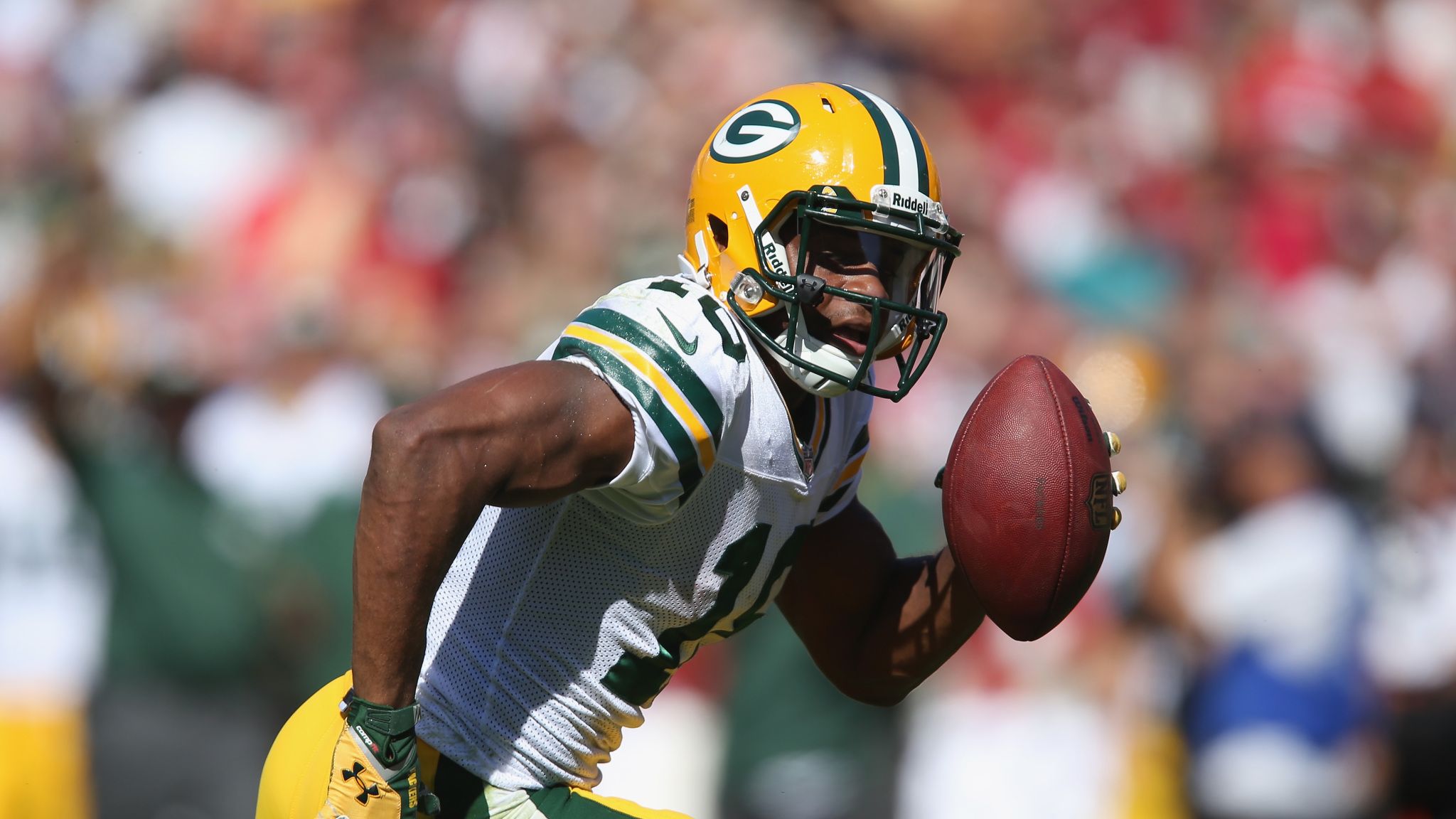 Randall Cobb injured on Matt Elam hit; Packers also lose James