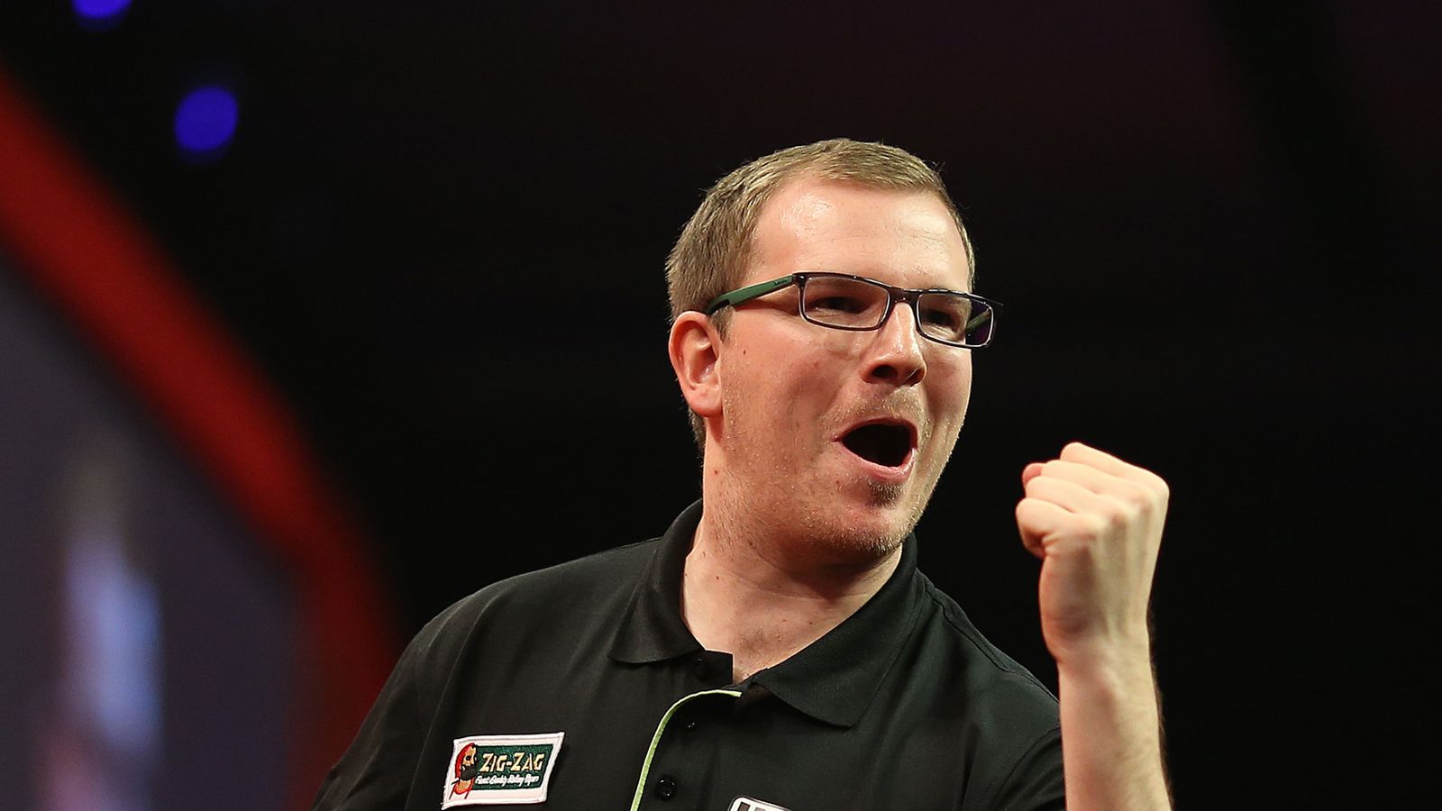 World Darts Championship Mark Webster beat Raymond van Barneveld in