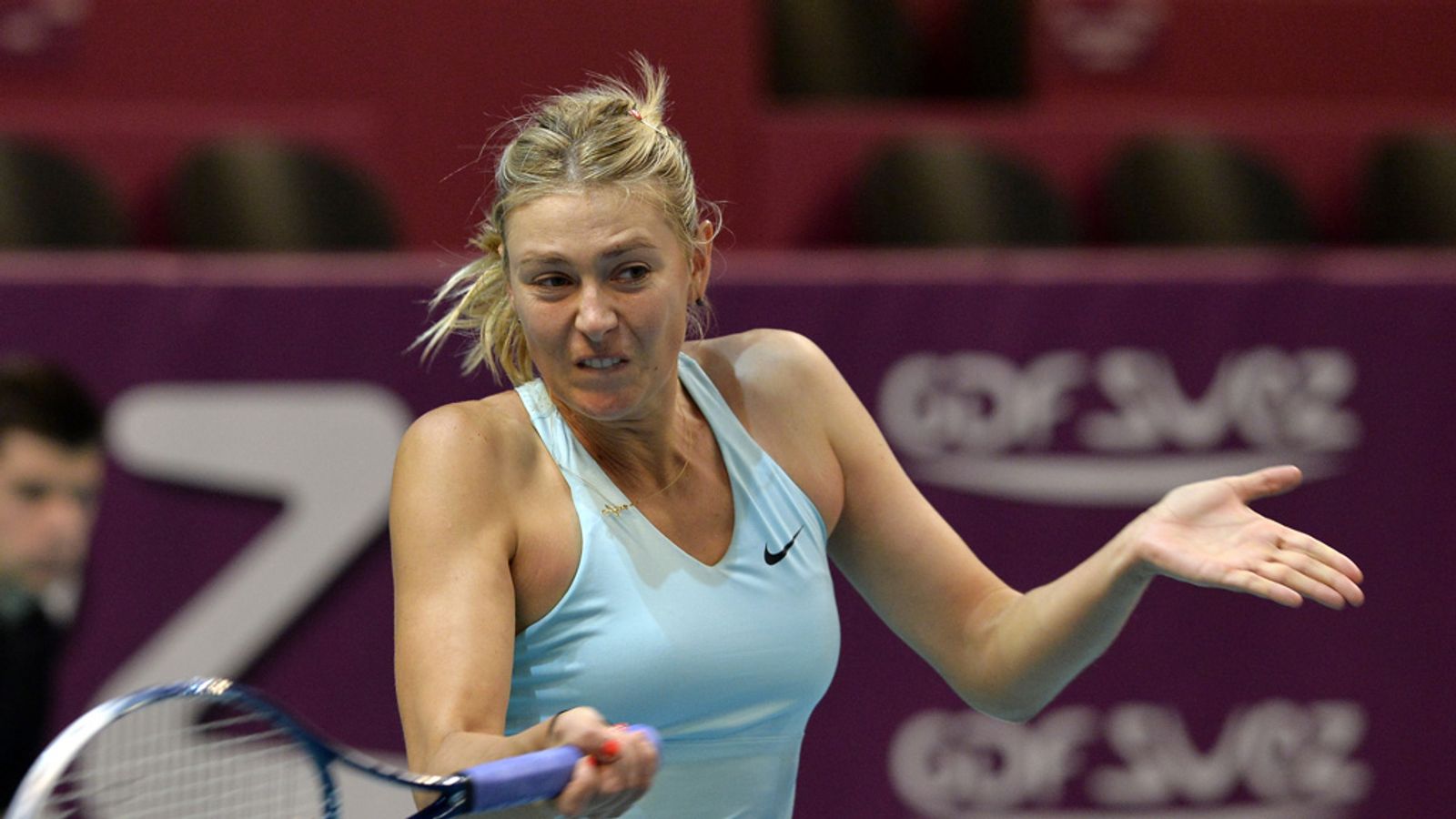 WTA Open GDF Suez: Maria Sharapova breezes into semi-finals in Paris