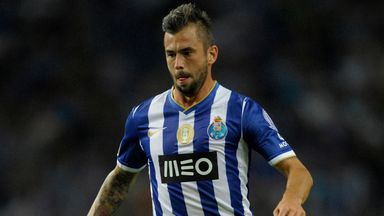 Image of Steven Defour: Staying at Porto after being linked to Fulham