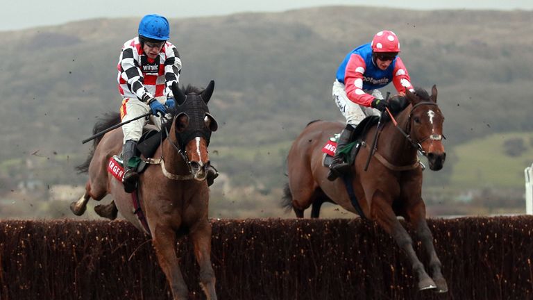 The Giant Bolster (left) bounces back to form in the Argento Chase