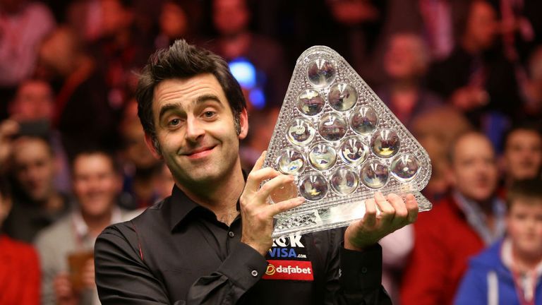 Ronnie O&#39;Sullivan beat Mark Selby 10-4 to claim his fifth Masters title