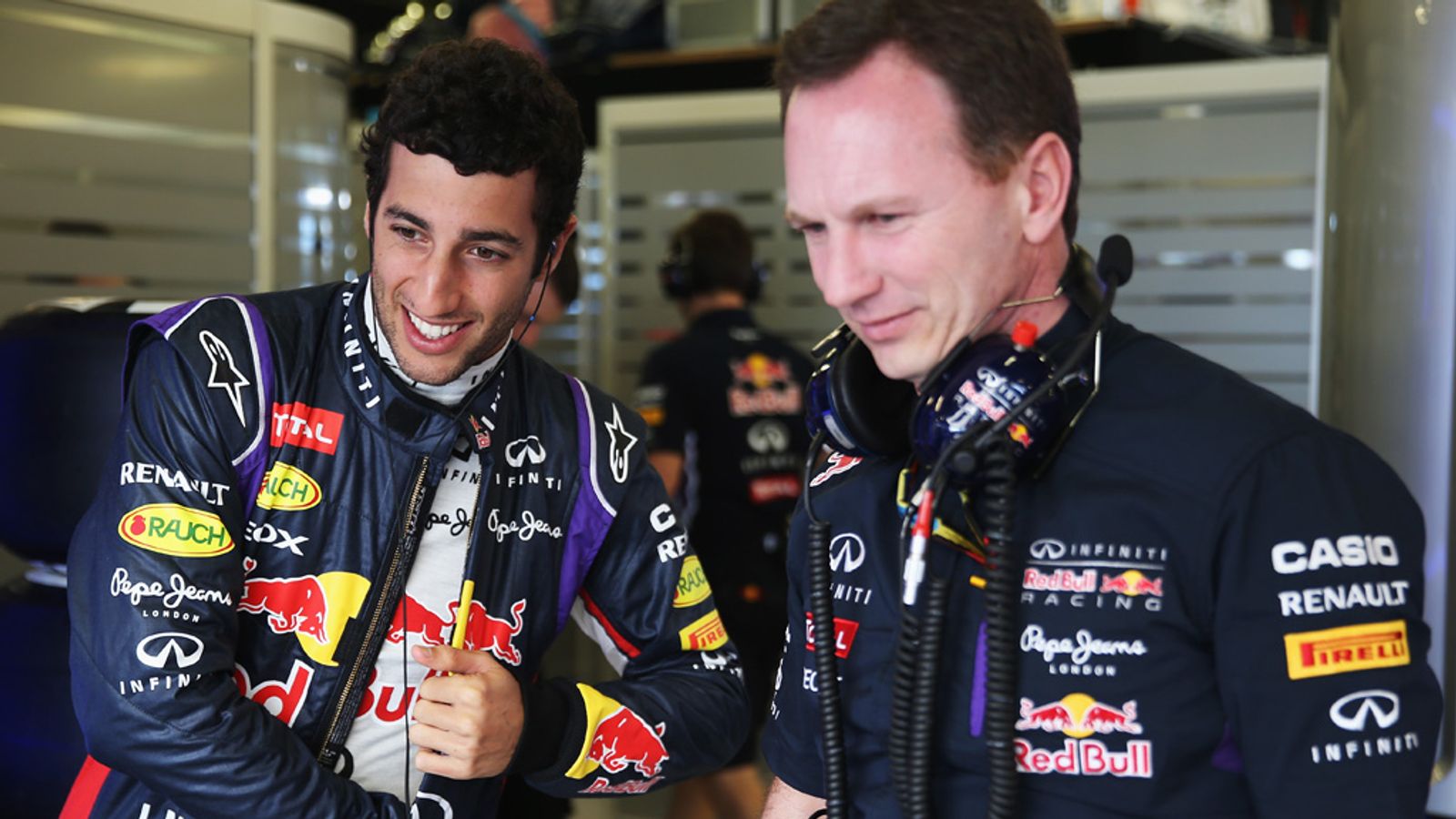 Christian Horner is 'extremely disappointed' by Daniel Ricciardo's ...