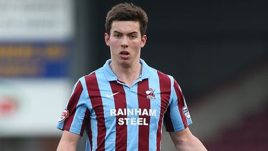 Image of Niall Canavan: Extends Iron stay