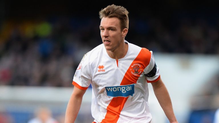 Tony McMahon: Signs new deal with the Seasiders