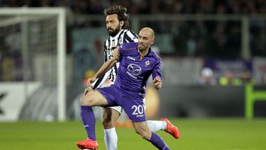 Image of Borja Valero: Signed a new deal