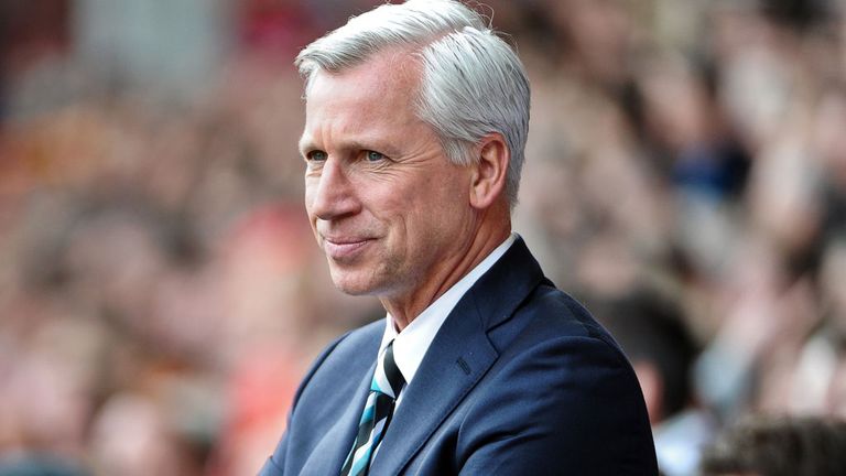 Alan Pardew: Thinks Newcastle’s summer signings may be trying too hard