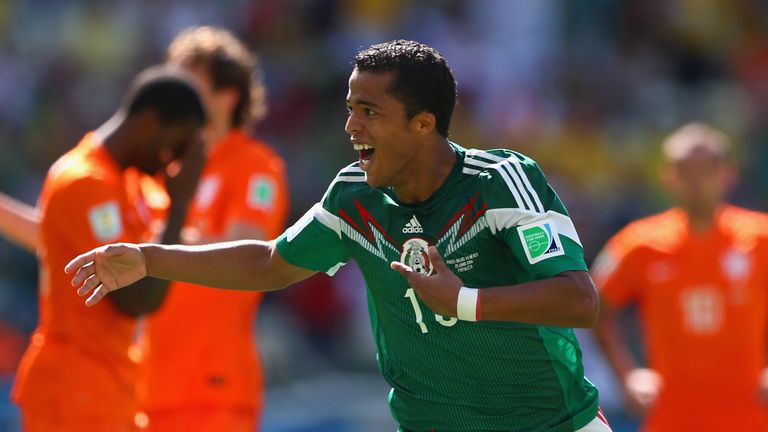 Giovani dos Santos gave Mexico the lead