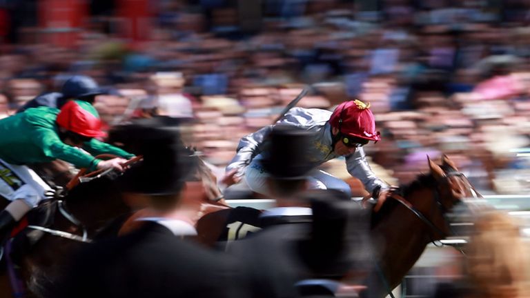 The Wow Signal and Frankie Dettori land the Coventry Stakes.