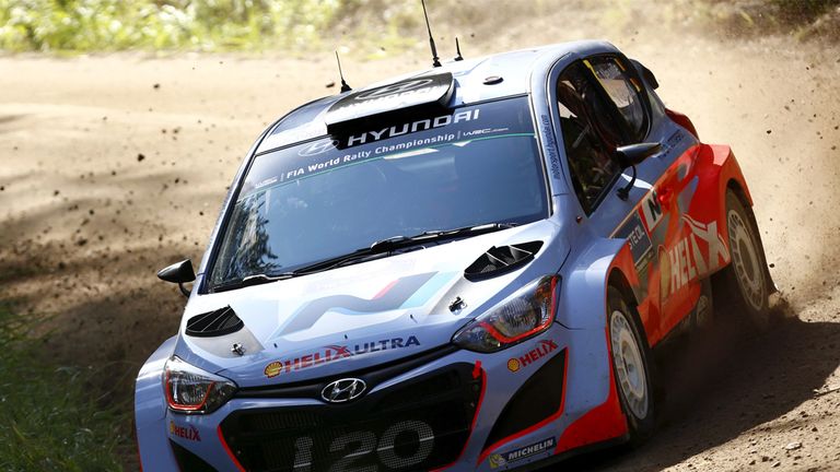 Belgian driver Thierry Neuville raced to victory, helped by crashes to the leaders on Sunday