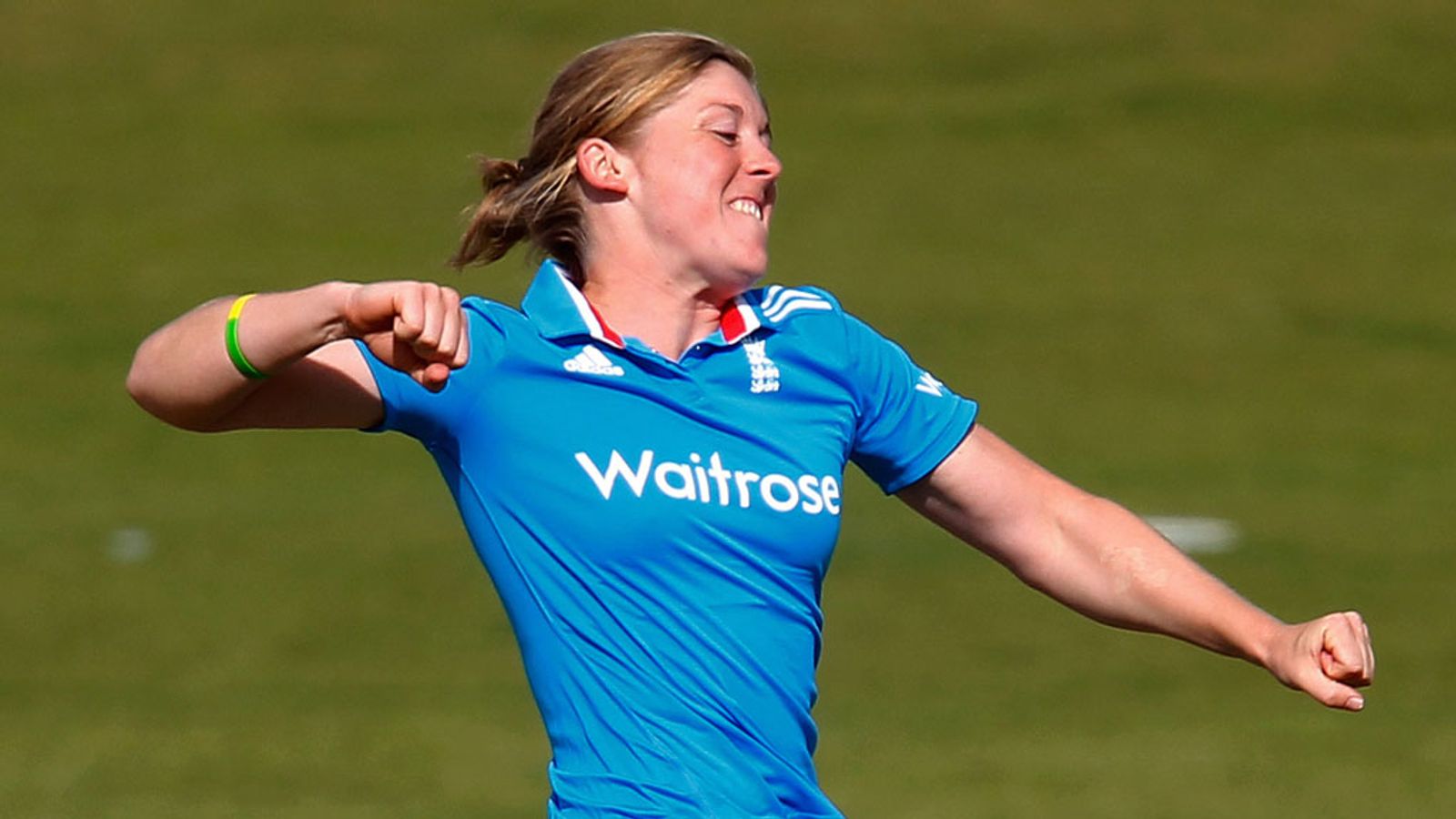 Women's cricket Heather Knight praises England skipper Charlotte