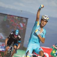 Fabio Aru beat Chris Froome in a sprint for the stage win