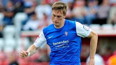 Image of Daniel Parslow: Extends non-league stay