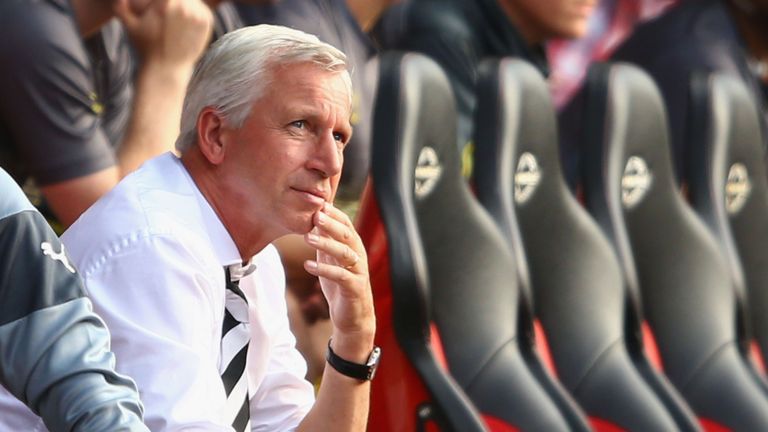 Alan Pardew needs points to keep Mike Ashley on side, says Kammy