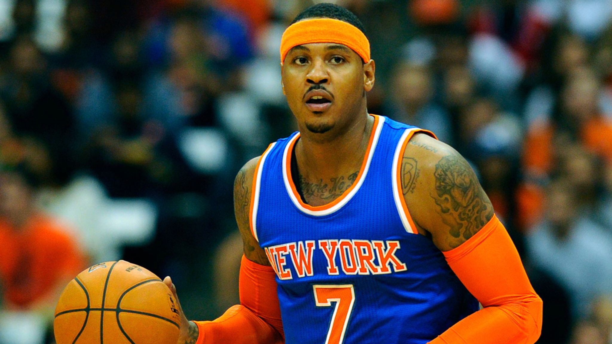 New York Knicks Carmelo Anthony rubs his eye in the fourth quarter