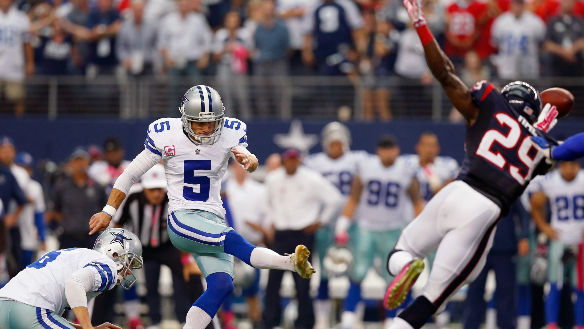 NFL: Dallas Cowboys edge past Houston Texans, New Orleans Saints claim big  win, NFL News