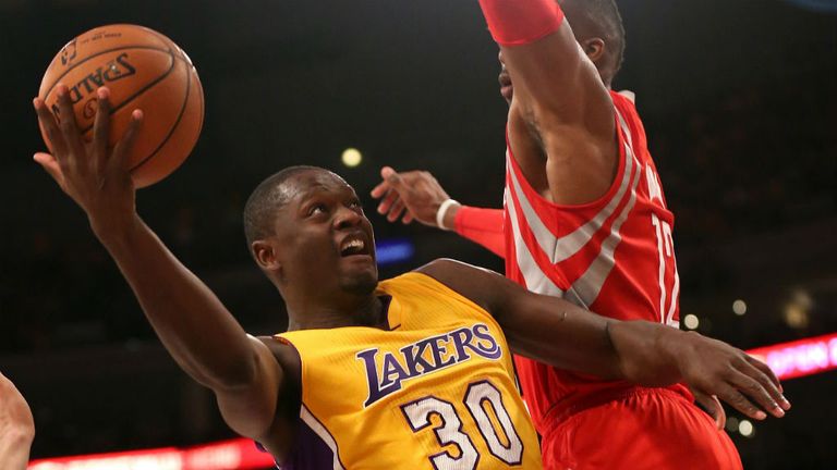 Julius Randle: The Los Angeles Lakers rookie broke his leg in the fourth quarter