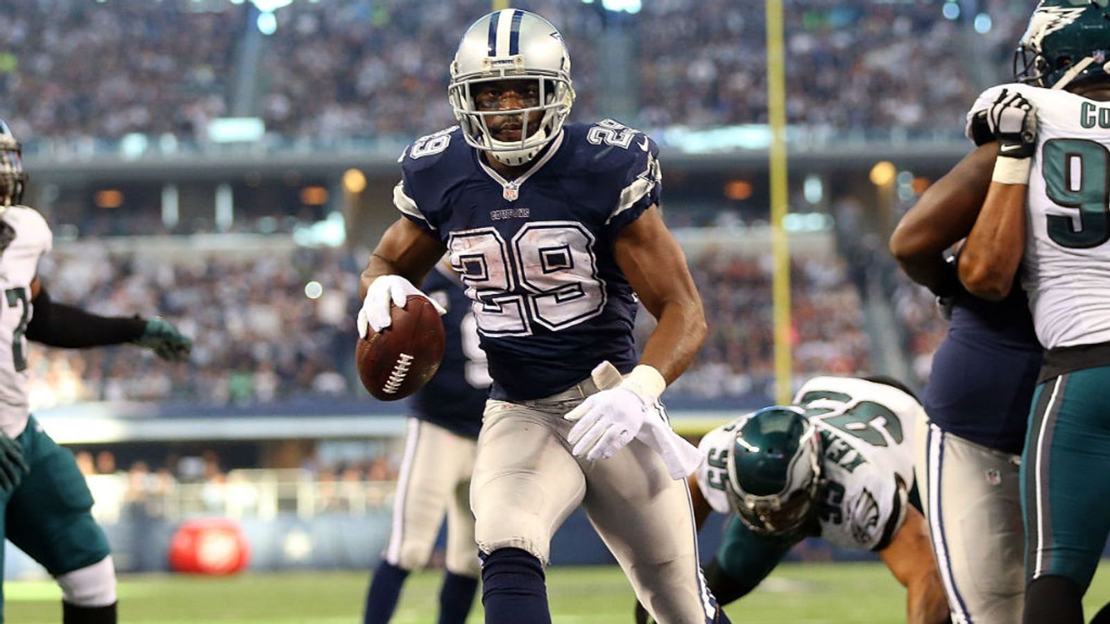 Philadelphia Eagles' DeMarco Murray called out Dallas Cowboys' plays on  sideline 