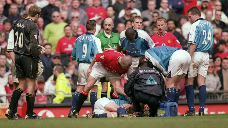 roy-keane-alf-inge-haaland-manchester-united-manchester-city_3286653.png