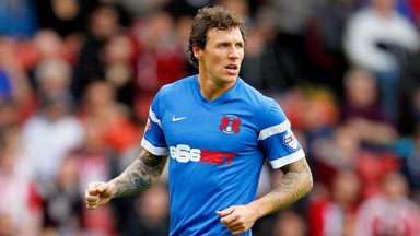 Image of Darius Henderson: Joined Scunthorpe after leaving Leyton Orient