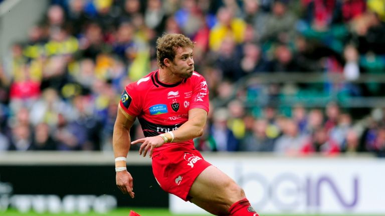 Leigh Halfpenny marks first Toulon appearance this term with 17 points