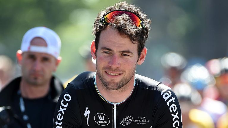 Mark Cavendish will start his spell at Team Dimension Data from the start of the 2016 season