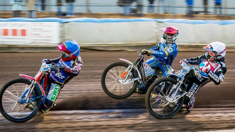 King's Lynn remain third in Elite League