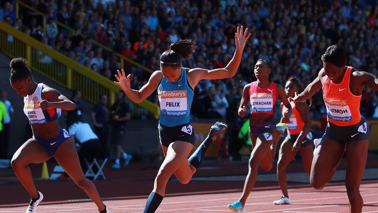 Jeneba Tarmoh (right) beats Dina Asher-Smith (left) and Allyson Felix in the 200m