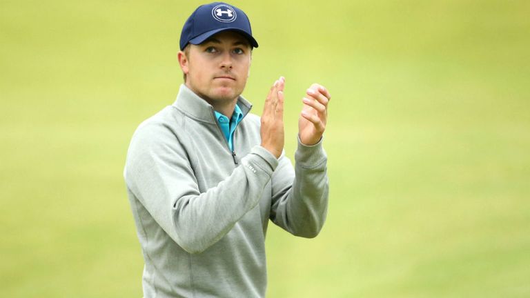 Jordan Spieth thanks the crowd following his near miss at St Andrews