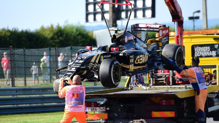 WATCH: Pastor Maldonado crashes in Belgian GP Practice One | F1 News