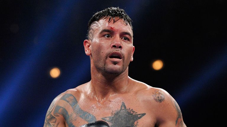 Diego Chaves is to challenge Britain's Kell Brook