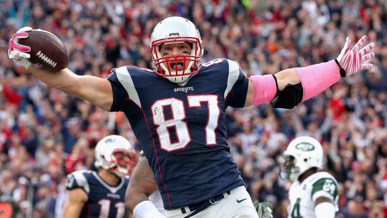 Patriots Crush Jets, Bringing Their Record To 7-0