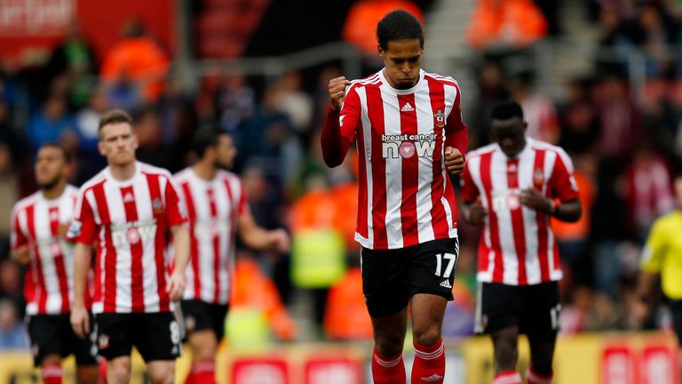 Jamie Carragher thinks Van Dijk has been outstanding for Siants so far this season