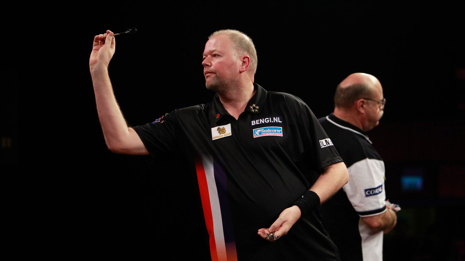 Raymond van Barneveld defeated Larry Butler with two great ...